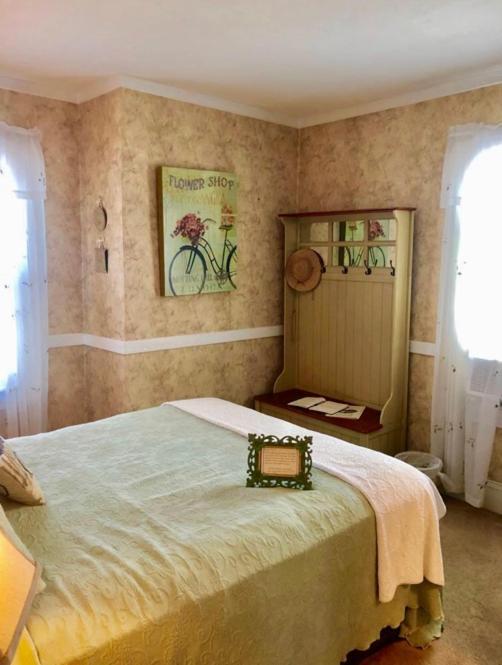 Miss Molly'S Inn Chincoteague Bagian luar foto