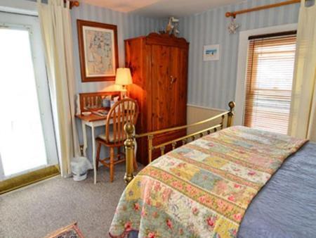 Miss Molly'S Inn Chincoteague Bagian luar foto